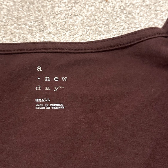 A New Day Ruffle Top - Picture 2 of 2